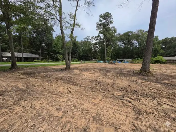 26464 Lantern Lane, New Caney, TX 77357