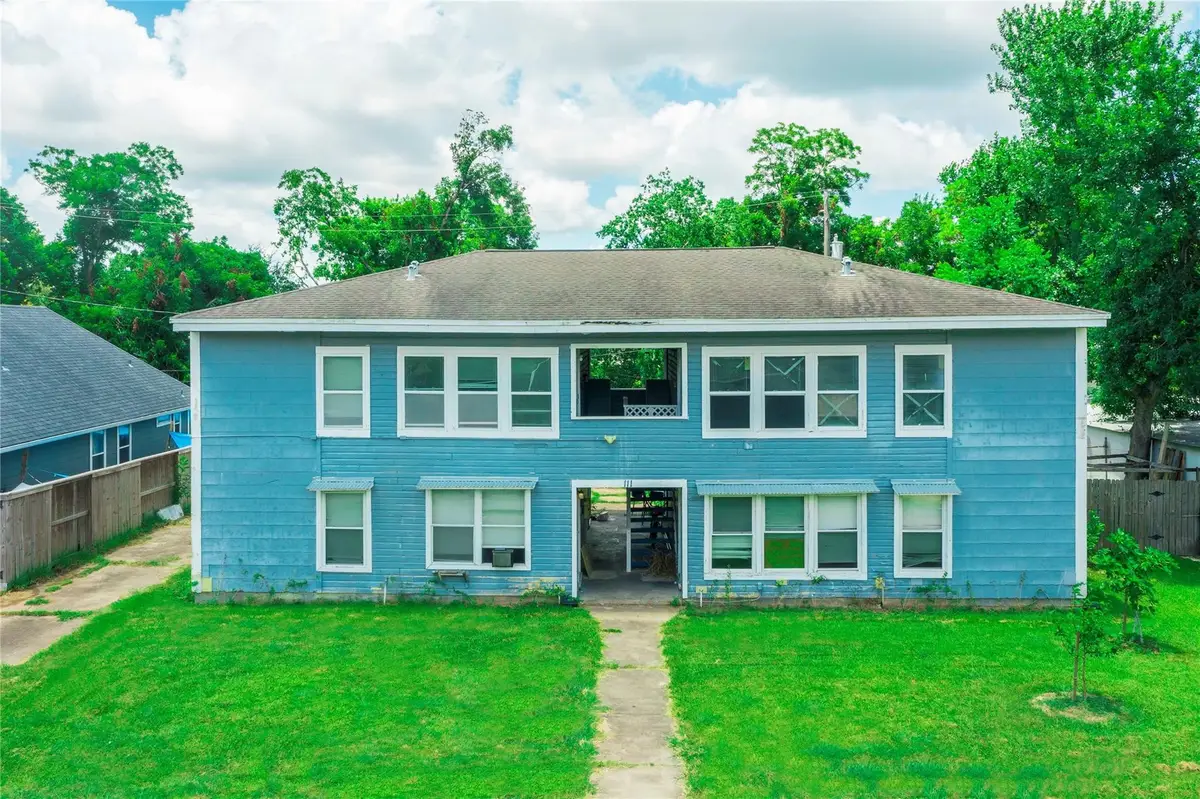 111 Holly Street, Lake Jackson, TX 77566 - #1