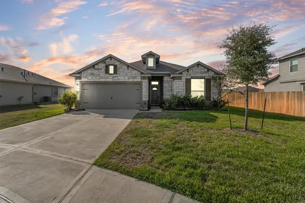 503 Turtle Dove Drive, Sealy, TX 77474