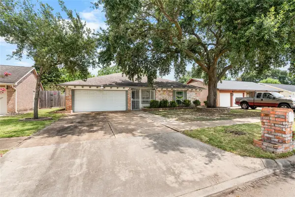 11310 Gladefield Drive, Houston, TX 77099