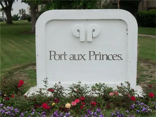 7112 N Holiday Drive, Galveston, TX 77550 - #1