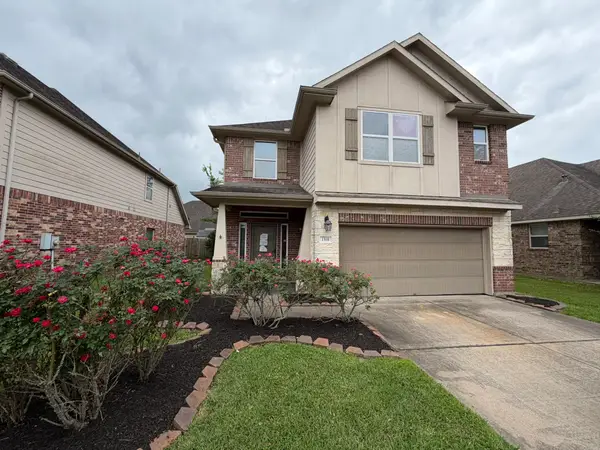 1310 Ainsley Way Drive, Pearland, TX 77581
