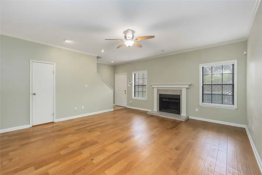 9850 Pagewood Lane #1305, Houston, TX 77042 - #3