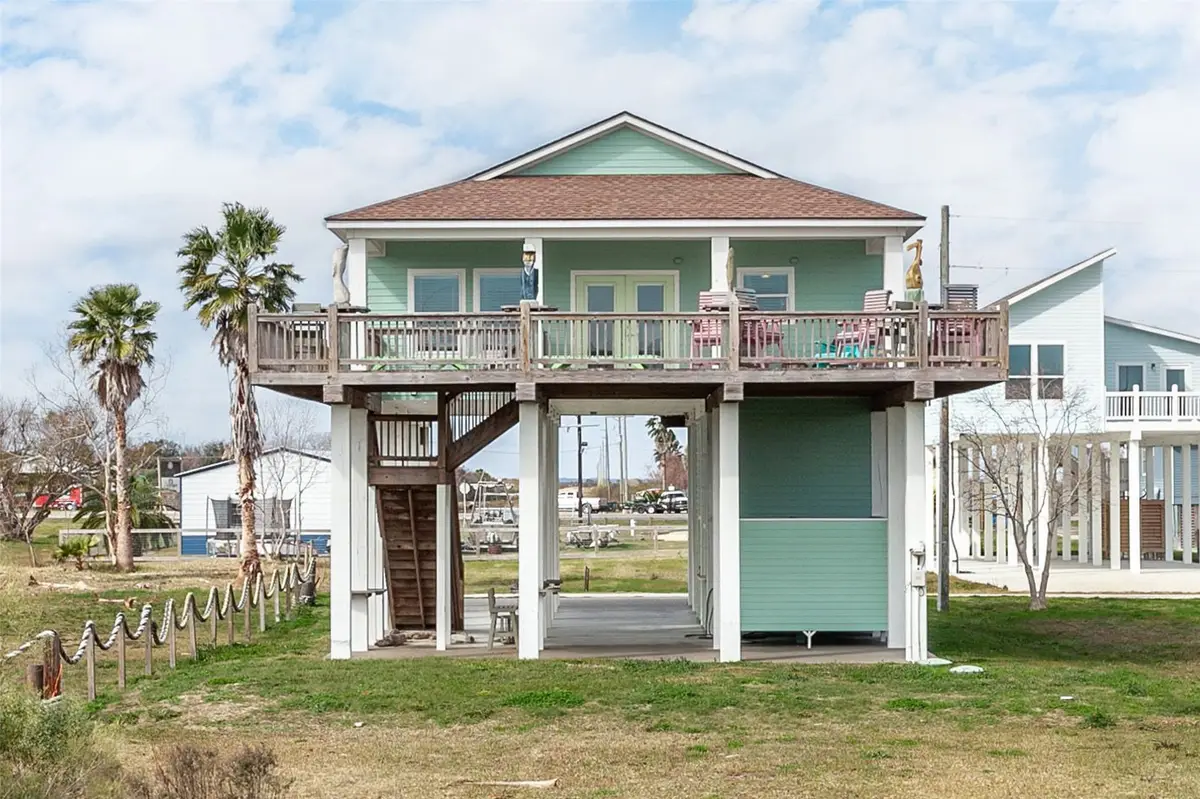 2110 Seahorse Lane, Crystal Beach, TX 77650 - Image #1