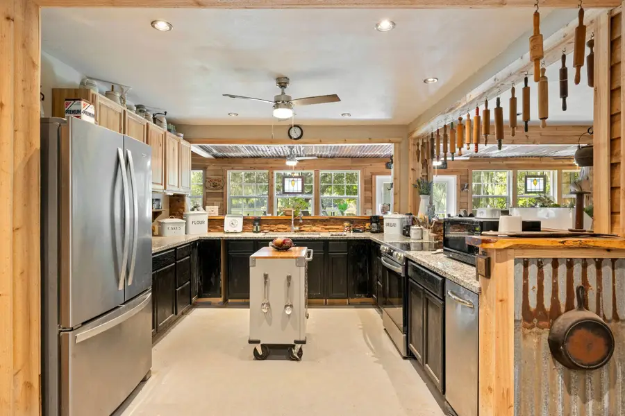 50 County Road 2122 A, Cleveland, TX 77327 - Image #3