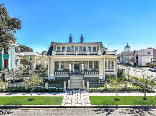 1227 Ball, Galveston, TX 77550