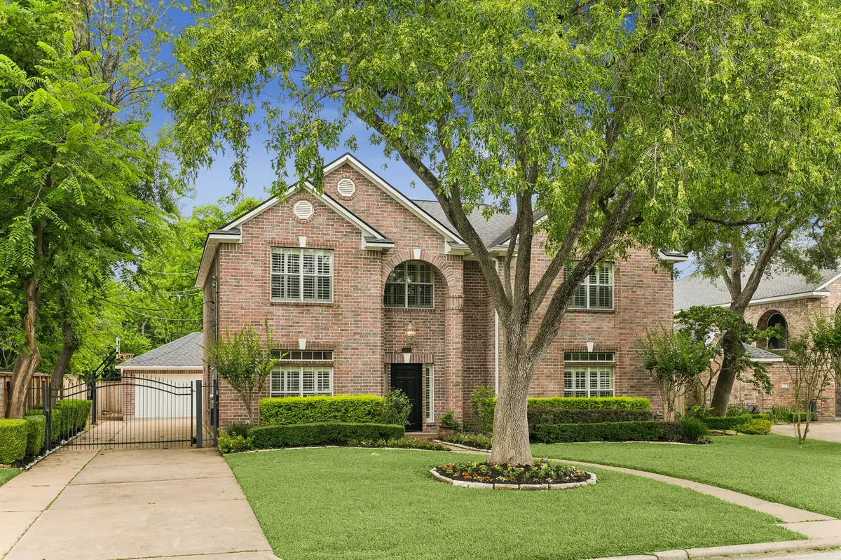 816 Anderson Street, Bellaire, TX 77401 - #1