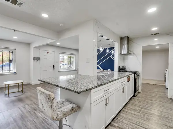 5739 Waterford Drive, Houston, TX 77033
