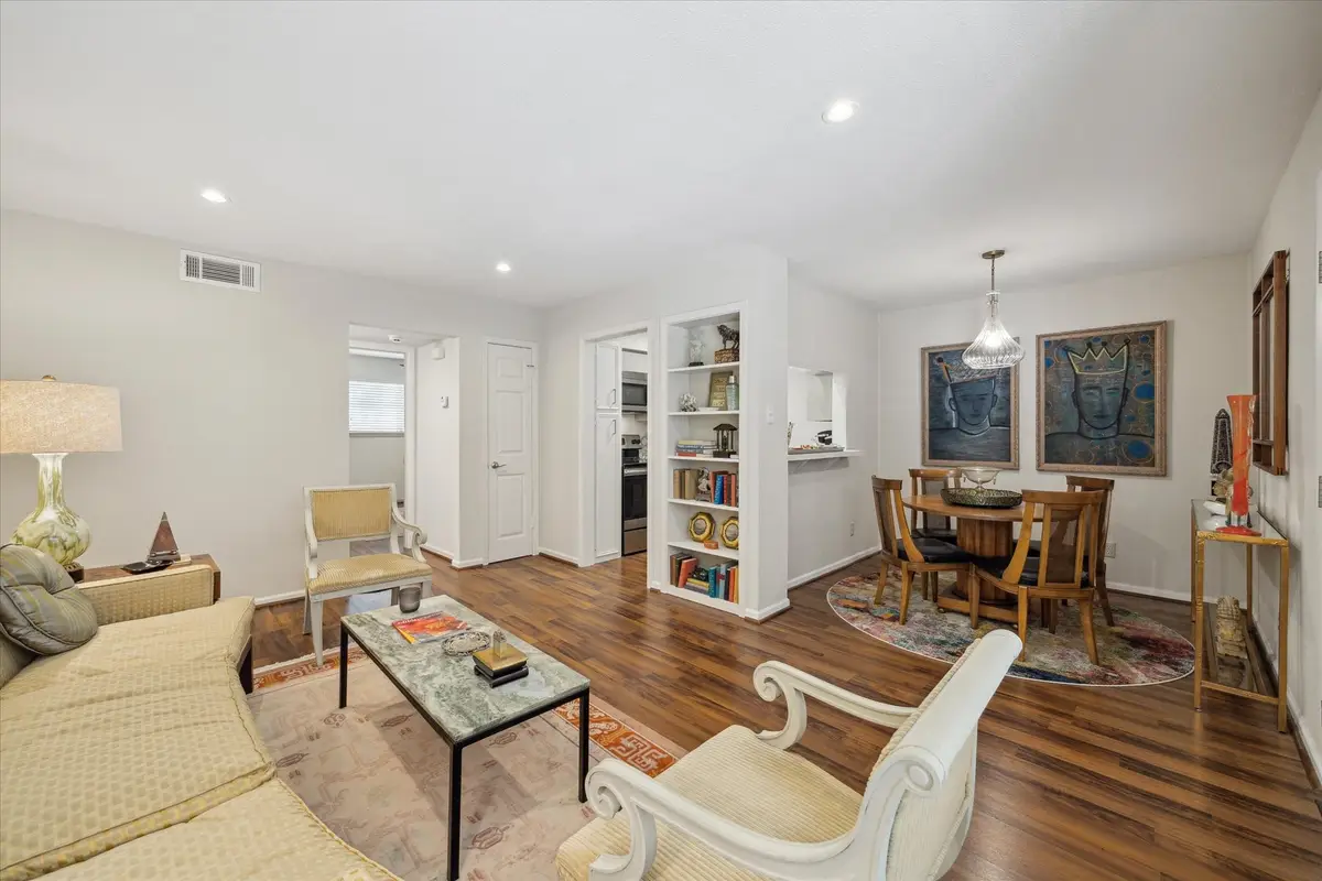 606 Marshall Street #C2, Houston, TX 77006 - #1