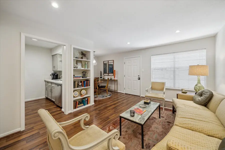 606 Marshall Street #C2, Houston, TX 77006 - #3