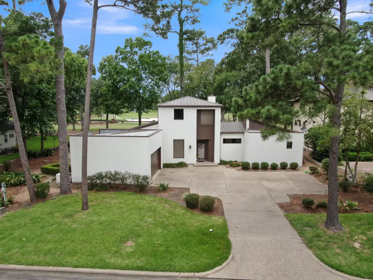 102 Wedgewood Drive W, Montgomery, TX 77356 - #1