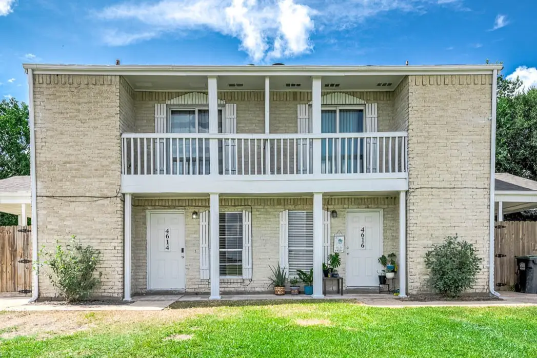 4614 & 4616 W Orange Street, Pearland, TX 77581 - #1