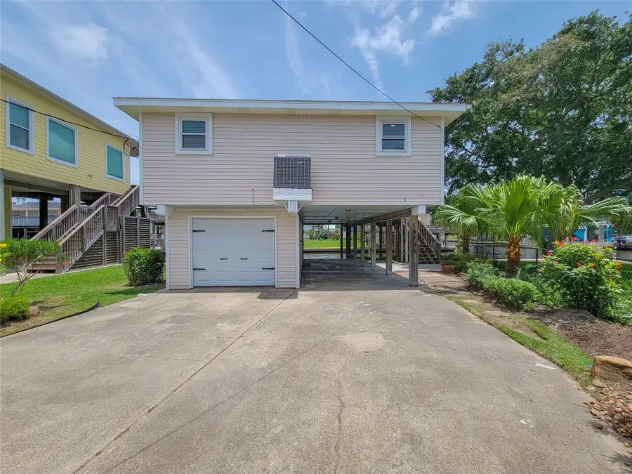 16704 Curlew Road, Jamaica Beach, TX 77554 - #2