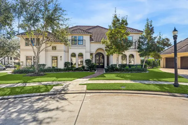 61 Open Sands Court, Sugar Land, TX 77479