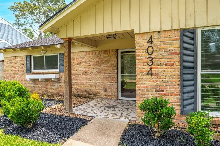 4034 Shady Springs Drive, Seabrook, TX 77586 - #2
