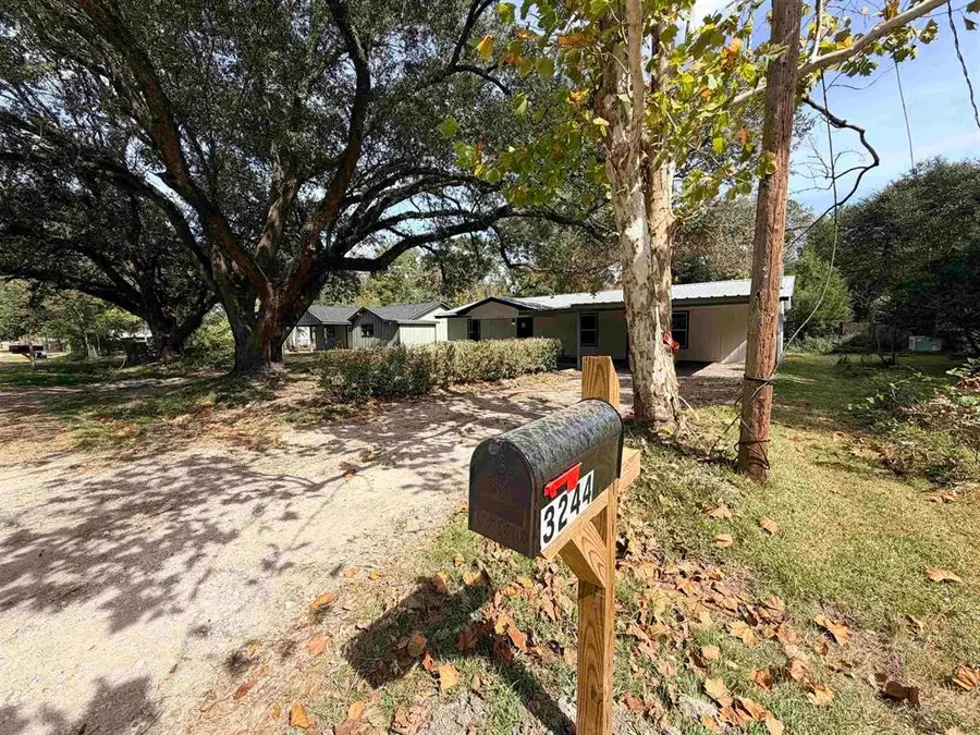 3244 Brent Drive, Orange, TX 77632 - Image #3