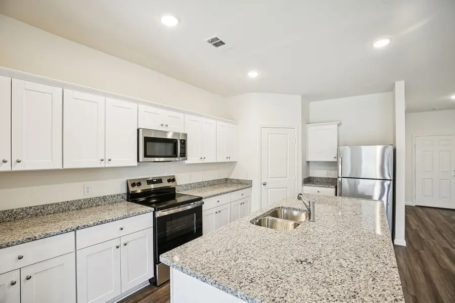 7719 Enchanted Pearl Drive, Angleton, TX 77515 - #3