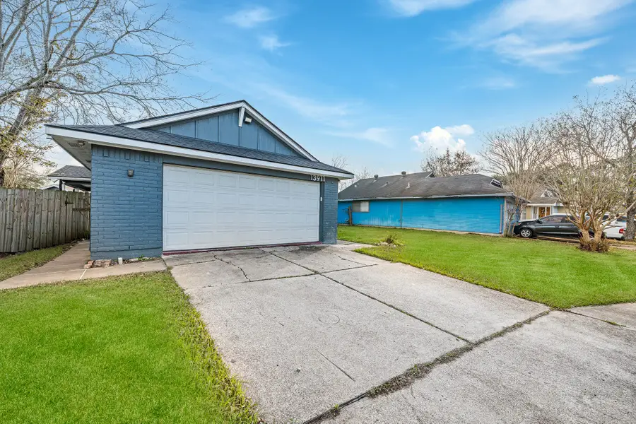 13911 Clear Forest Drive, Sugar Land, TX 77498 - Image #3