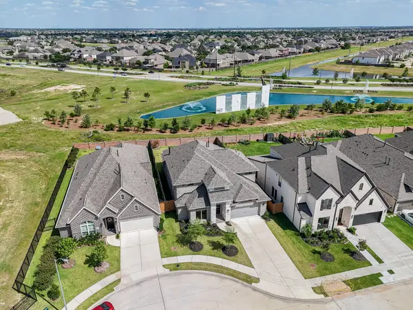 8958 Turtle Grass Drive, Cypress, TX 77433