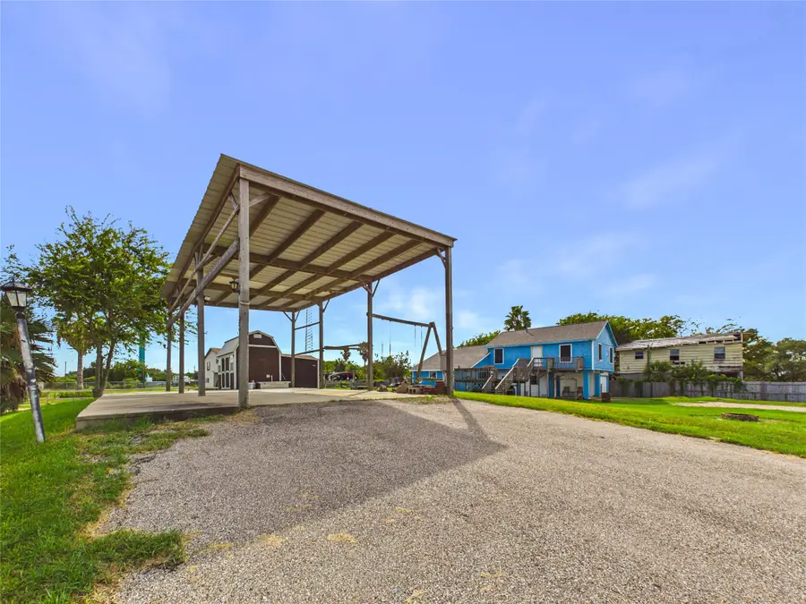 4607 Swan Street, Hitchcock, TX 77563 - #3