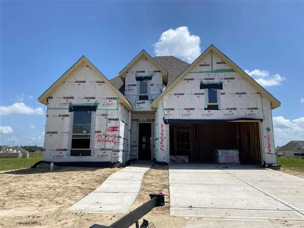 12222 Hudson Drive, Mont Belvieu, TX 77523