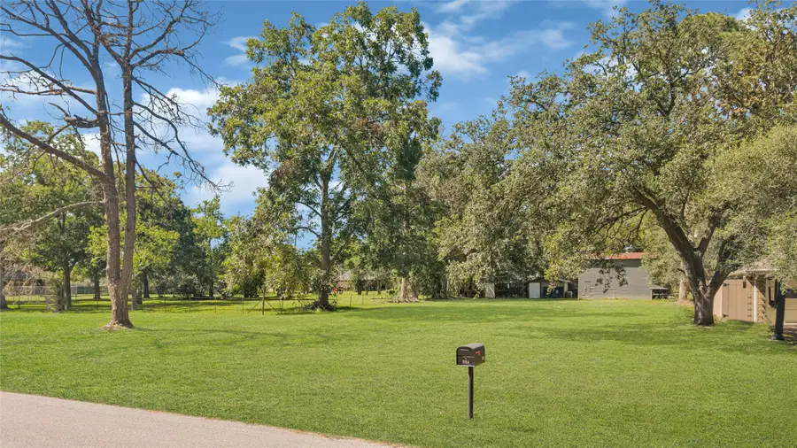 901 Elizabeth Avenue, Rosenberg, TX 77471 - #2