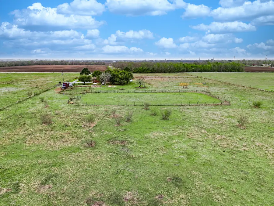 5706 Van Steinberg, East Bernard, TX 77435 - #3