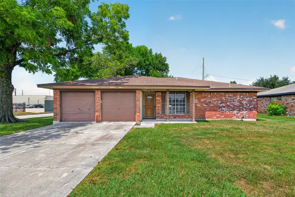 103 Mill Stream Lane, Houston, TX 77060