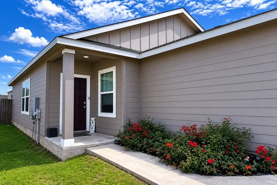 253 Wonderful Life Way, Jarrell, TX 76537 - #2