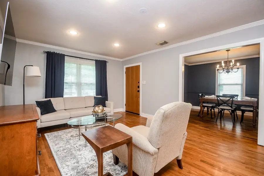 1070 W 43rd Street, Houston, TX 77018 - #3