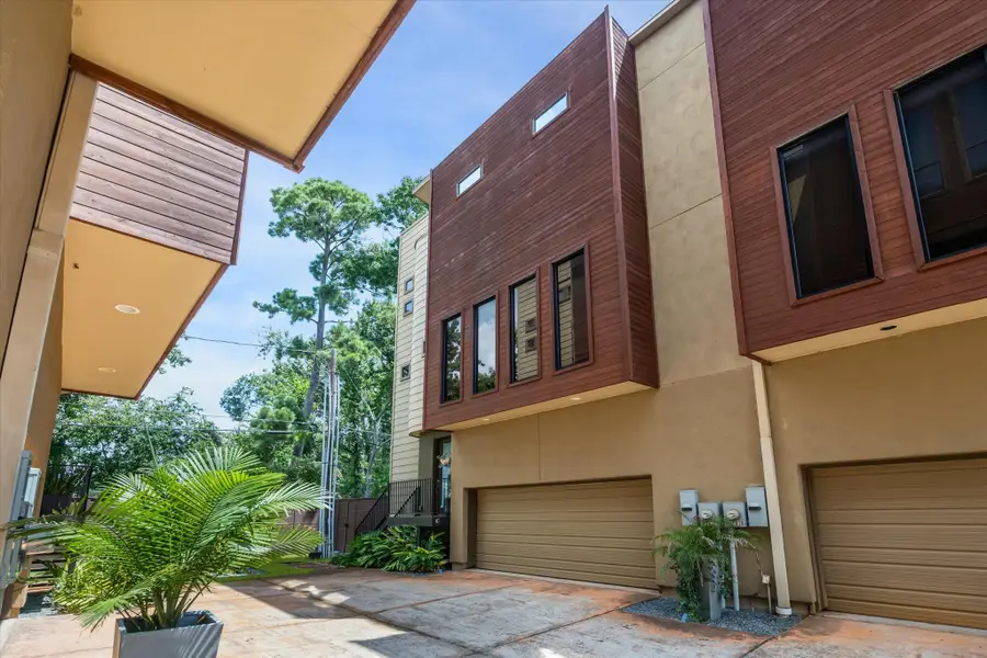 1901 W 14th 1/2 Street #C, Houston, TX 77008 - #3