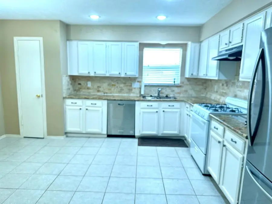 19330 Evening Glen Drive, Tomball, TX 77375 - Image #2