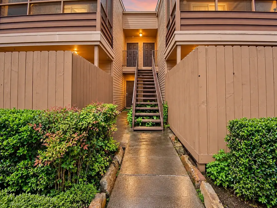 10555 Turtlewood Court #1716, Houston, TX 77072 - #3