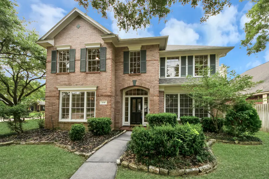 7130 Glenwood Dr, Sugar Land, TX 77479 - #2