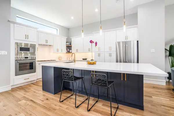2216 Francis Street, Houston, TX 77004