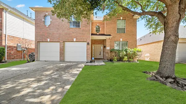 2803 Darby Brook Drive, Fresno, TX 77545