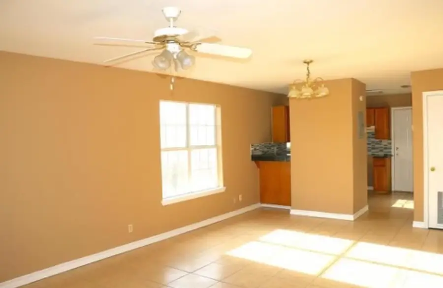3272 Saint Kathryn Loop, Laredo, TX 78046 - Image #3
