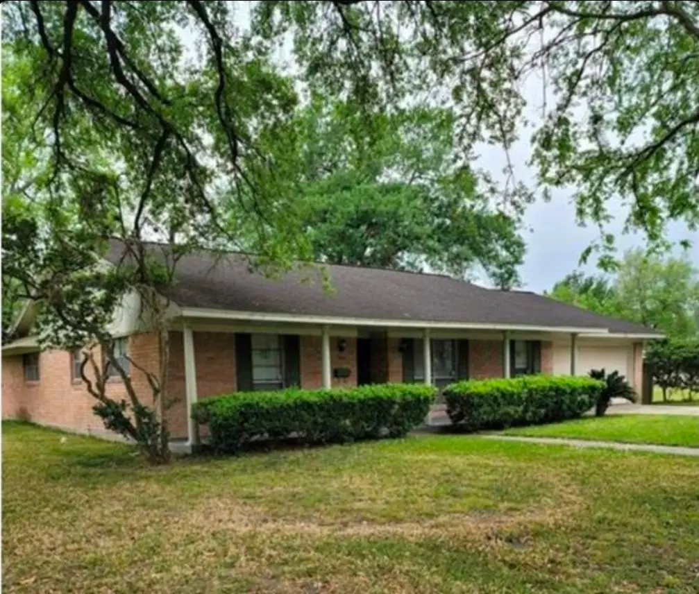 8835 Valley View Lane, Houston, TX 77074 - Image #1