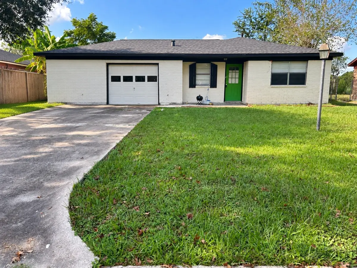 604 Linda Lane, Alvin, TX 77511 - #1