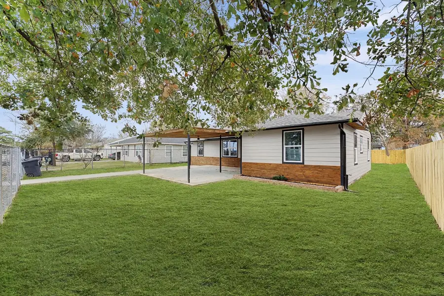 5719 Southwind Street, Houston, TX 77033 - #2