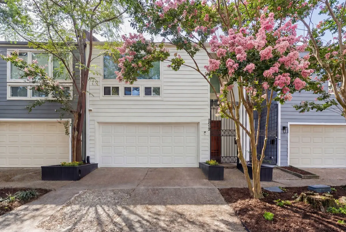 2612 Yupon Street, Houston, TX 77006 - Image #1