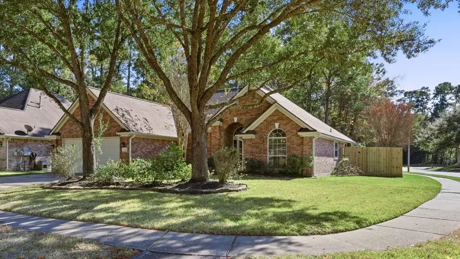 2202 Stoneycreek Park Court, Conroe, TX 77385 - Image #2