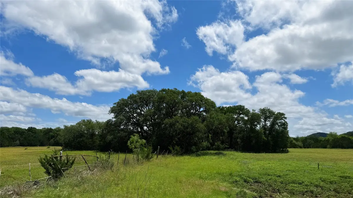 375 Oakridge Lane, Pipe Creek, TX 78063 - #1