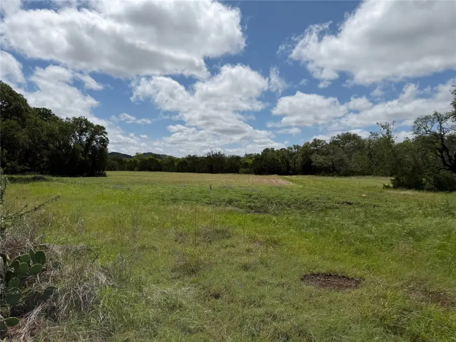 375 Oakridge Lane, Pipe Creek, TX 78063 - #2
