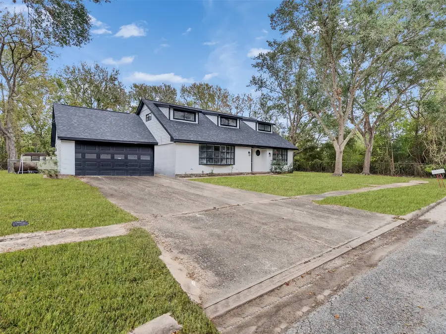 3709 Kettering Avenue, Bay City, TX 77414 - Image #3