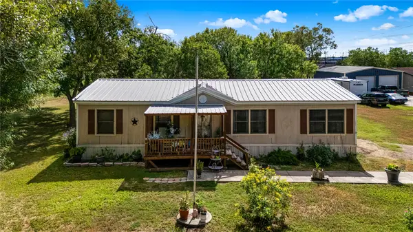 410 Nelson Avenue, Victoria, TX 77901