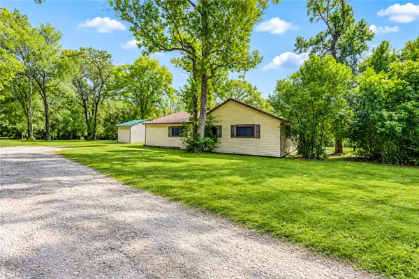 12536 Fm 2432 Road, Willis, TX 77378