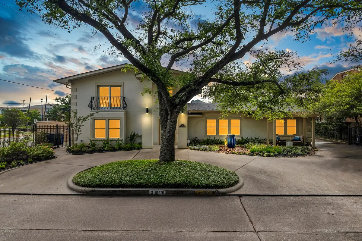 2 Cedar Lawn Drive N, Galveston, TX 77551 - #1