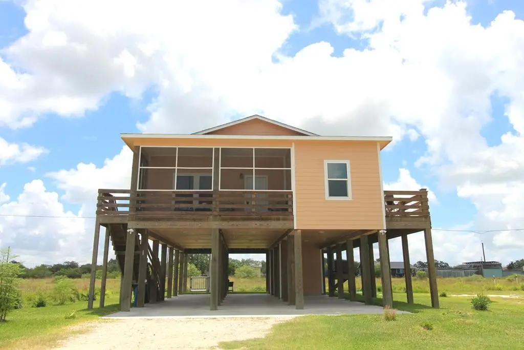 11 Bayview Loop, Rockport, TX 78382 - Image #1