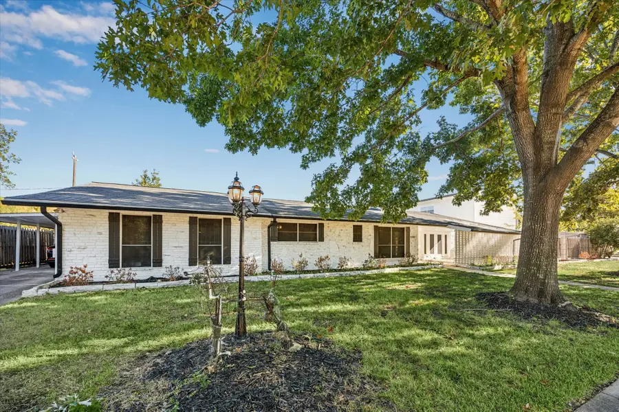 5302 Saxon Dr Drive, Houston, TX 77092 - Image #2